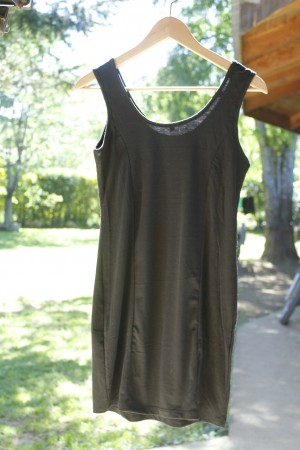 Polera/Vestido con tachas talla M $12.000